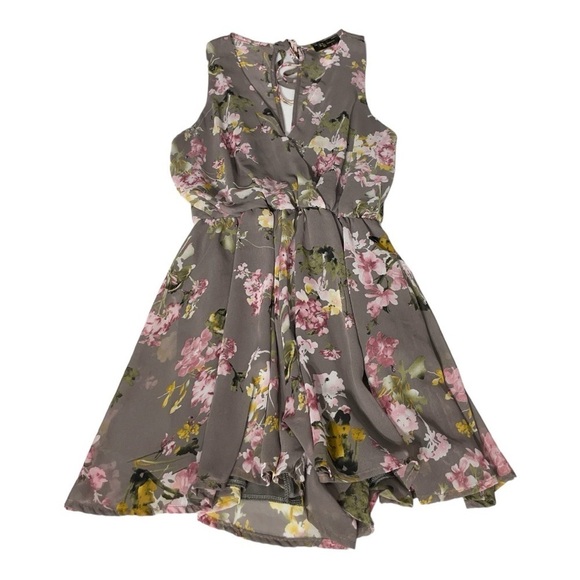 KLd signature Romper size S Gray Floral Wrap-Front Romper Tie Back • Lined - Picture 5 of 9